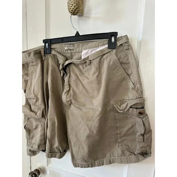 Bugle Boy Original Men’s size 42 brown shorts - Picture 2 of 8